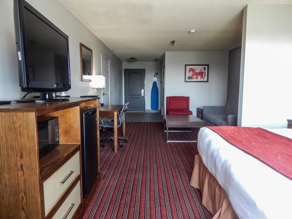 Country Inn & Suites By Radisson, Dfw Airport South, Tx Irving Εξωτερικό φωτογραφία