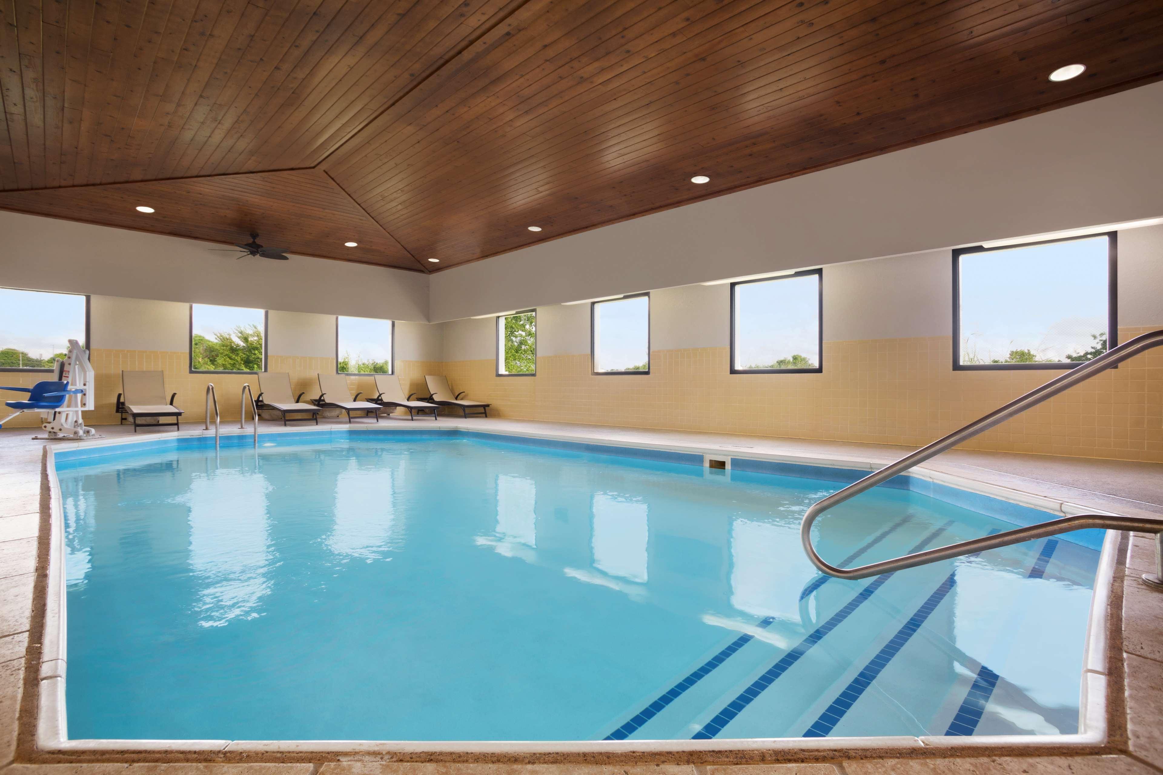 Country Inn & Suites By Radisson, Dfw Airport South, Tx Irving Εξωτερικό φωτογραφία