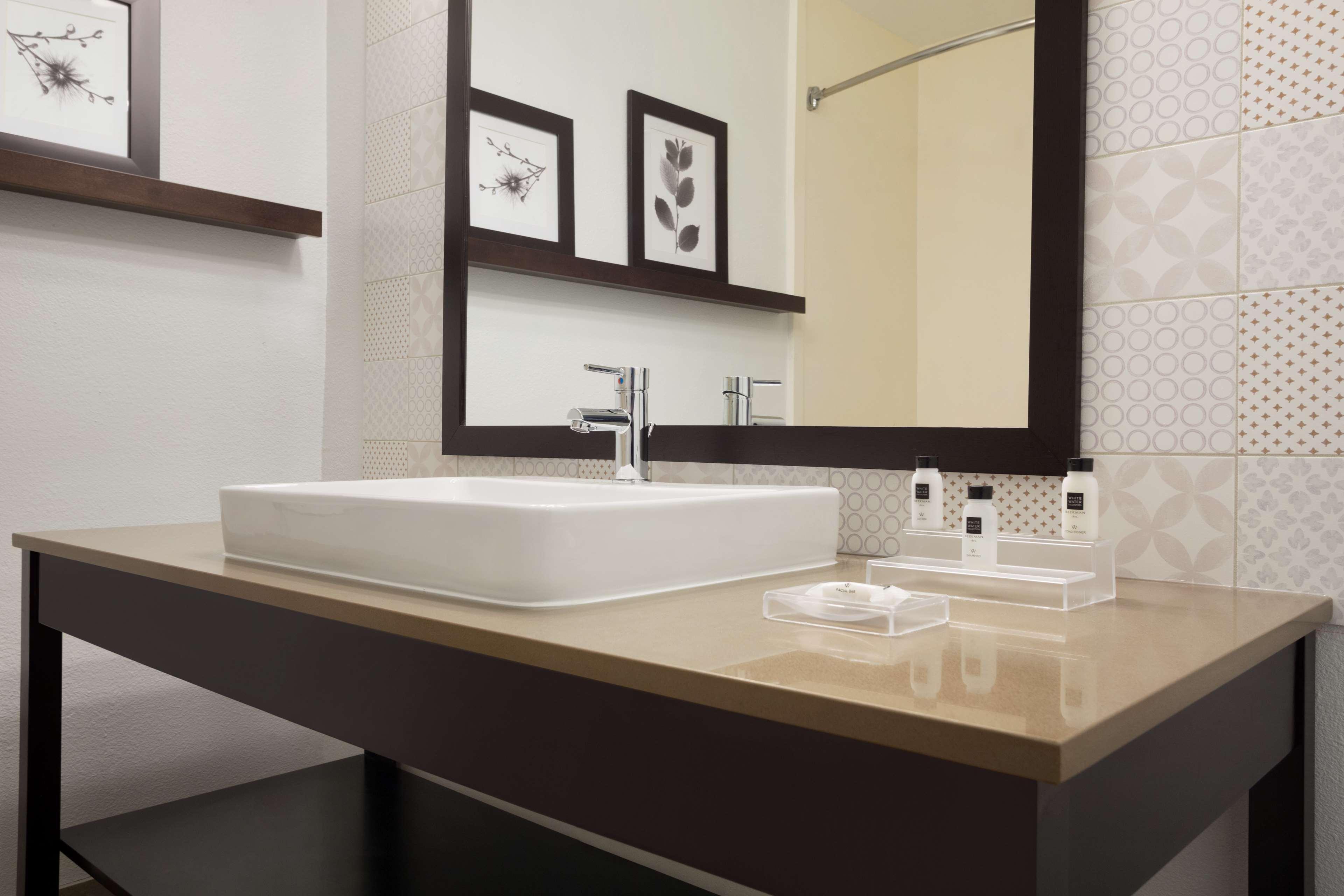 Country Inn & Suites By Radisson, Dfw Airport South, Tx Irving Εξωτερικό φωτογραφία
