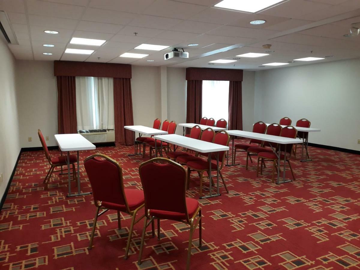 Country Inn & Suites By Radisson, Dfw Airport South, Tx Irving Εξωτερικό φωτογραφία